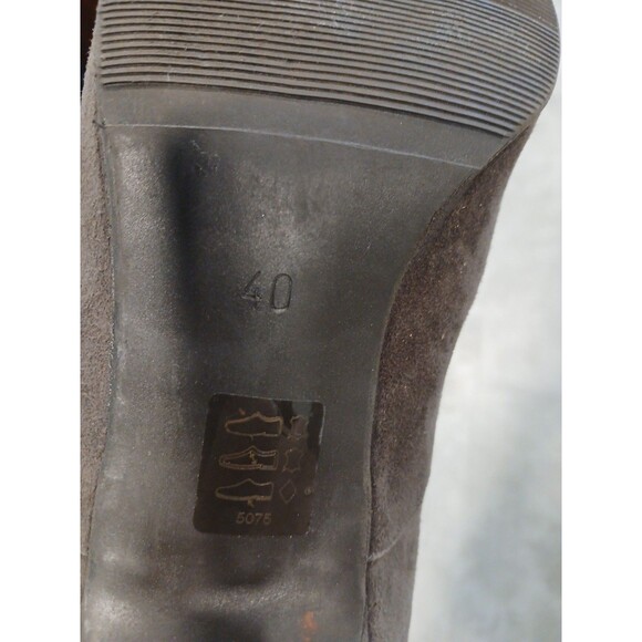 Andre' French Gray Suede Leather Sz 9 US Oxford Lace Heels Bootie Pump Dance - Picture 10 of 10